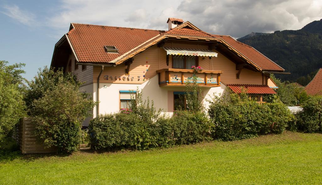 Ferienwohnung Galerie 7 Riegersdorf Екстер'єр фото